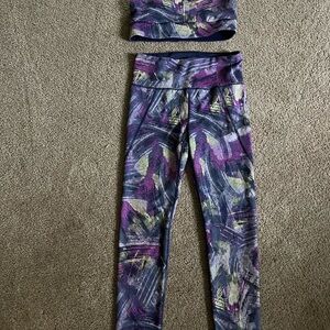 Athleta Kids reversible leggings and top (size 10-12)